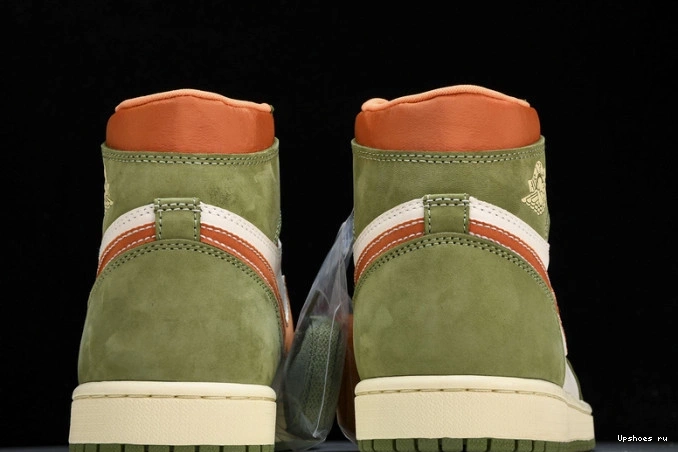 1 Jordan High  FB9934-300 “Celadon”  OG Air 0706